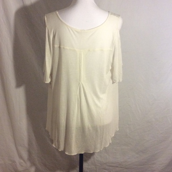 ✅2x Host Pick✅ Free People Cold Shoulder Top, Size Small - Picture 2 of 7
